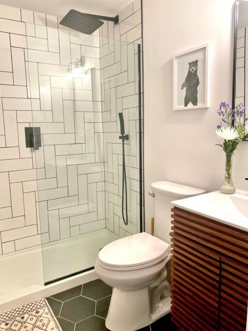 Retreat W/ Hot Tub, Short Walk To & Pool Holiday home Jim Thorpe