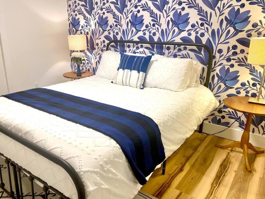 Retreat W/ Hot Tub, Short Walk To & Pool Jim Thorpe