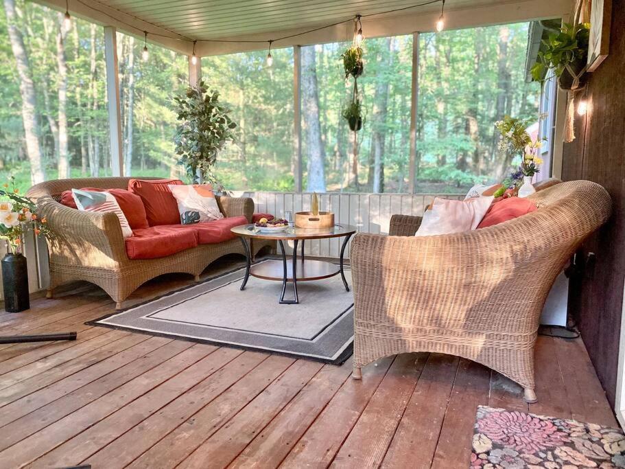 Retreat W/ Hot Tub, Short Walk To & Pool Holiday home Jim Thorpe